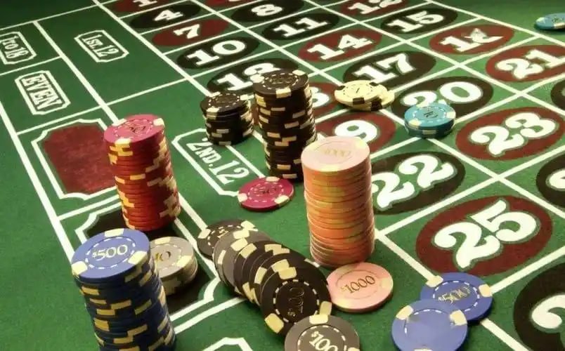 ubet Esports Betting Platform တွင် Live Odds ကြည့်ရှုကာ Bet တင်နေသောမြင်ကွင်း